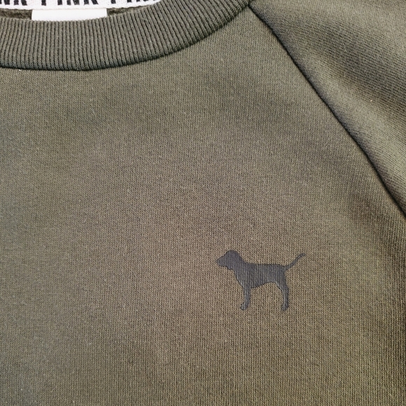 VS PINK cheetah crew - Picture 3 of 3